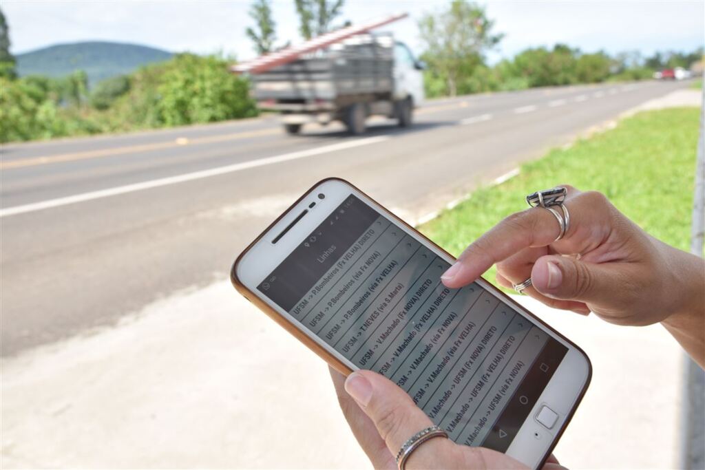 VÍDEO: aplicativo que mostra localização em tempo real funciona? Veja a opinião de quem experimentou