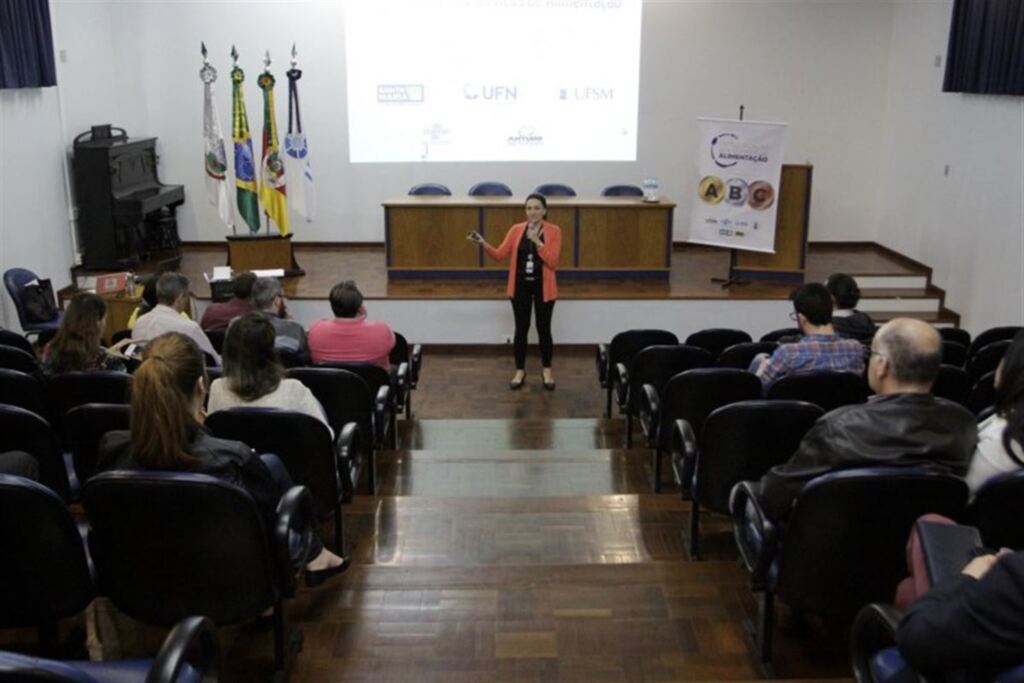 Bares e restaurantes podem se inscrever em projeto para obter selo de qualidade