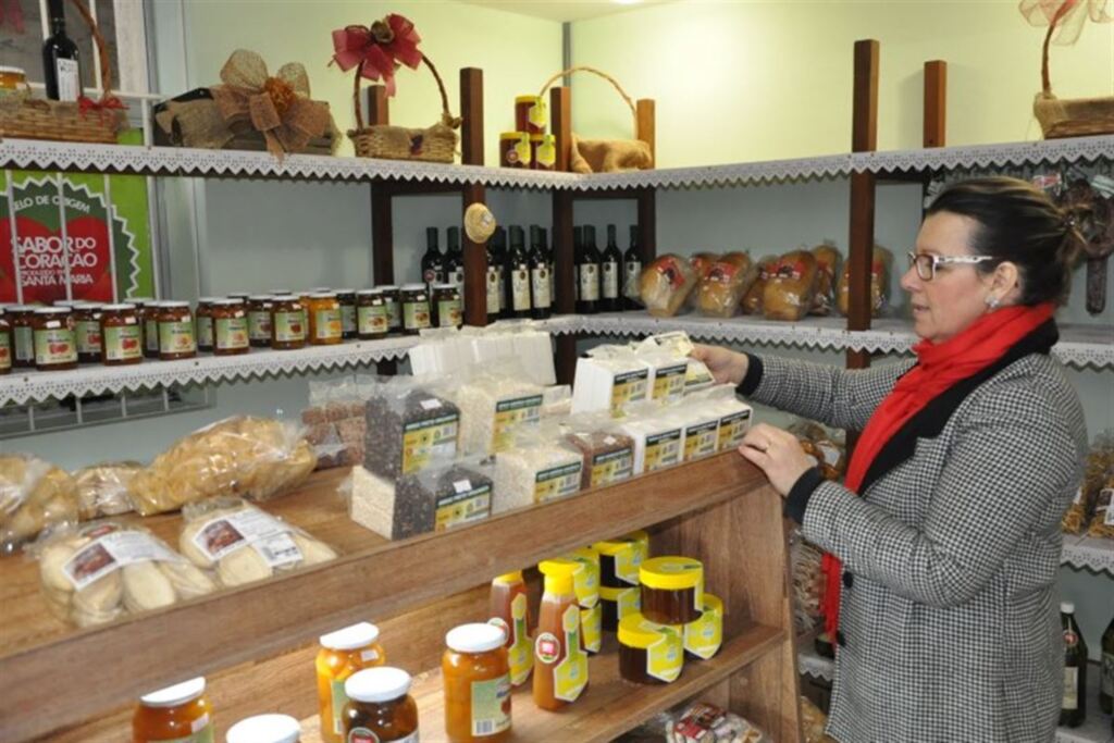 Estado facilita regularização de agroindústrias para venda de produtos coloniais