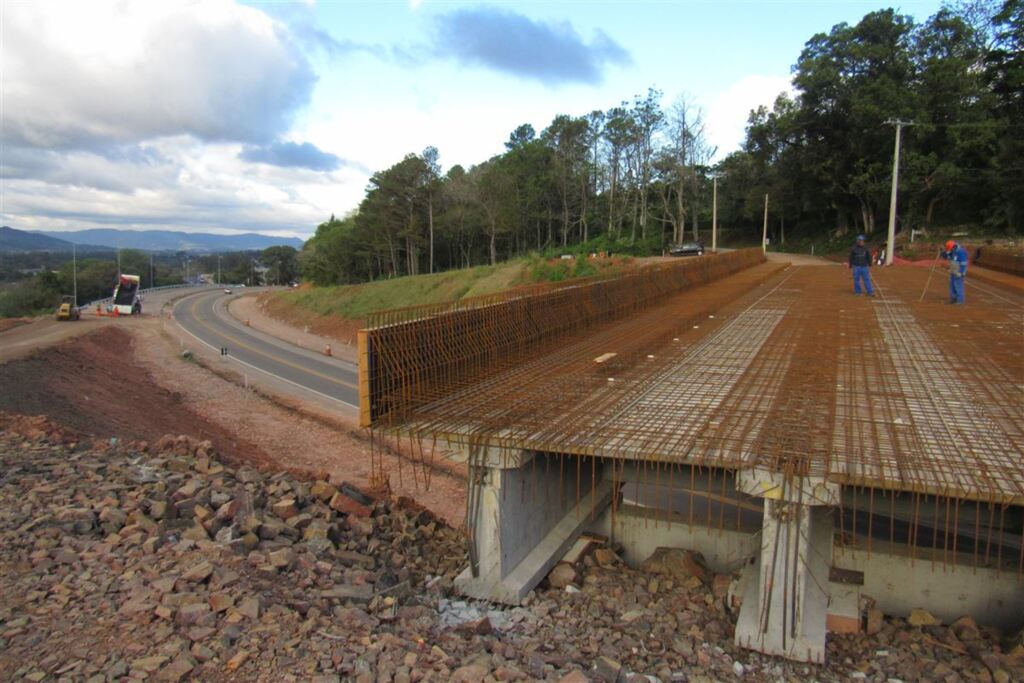 Travessia Urbana escapa da lista de obras que terão verba reduzida