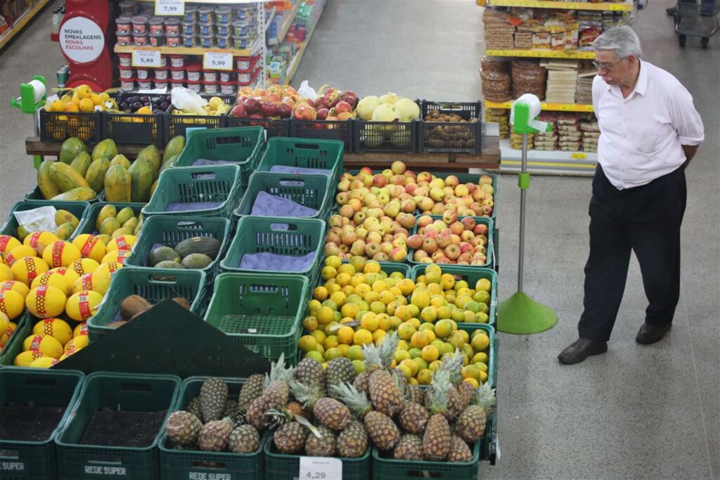 Produtos viajam até 1 mil quilômetros para chegar em Santa Maria