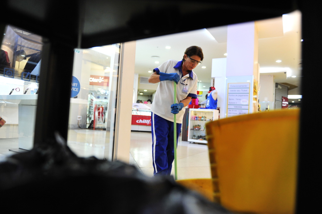 Santa Maria reage e gera 74 empregos em março