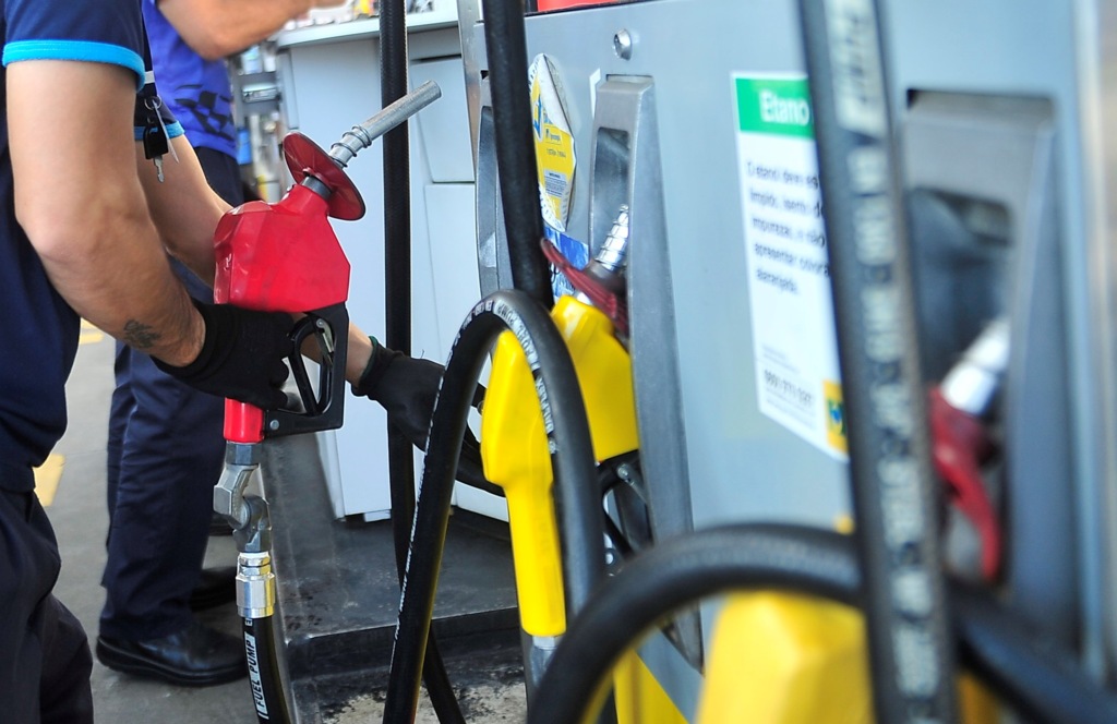 Foto: Gabriel Haesbaert (Diário) - Aumento chega a R$ 0,14 por litro em alguns pontos visitados pela reportagem