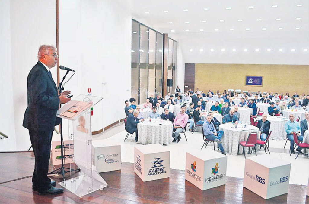 Duplicação das rodovias em debate em evento com empresários e autoridades