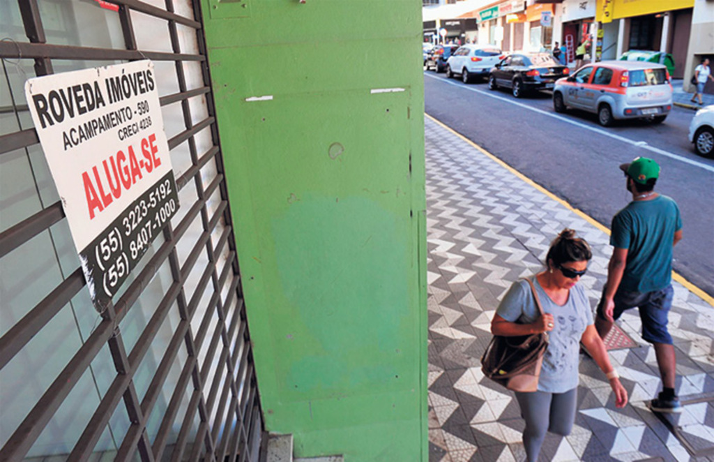 Pesquisa registra freada no fechamento de lojas no Estado e no país