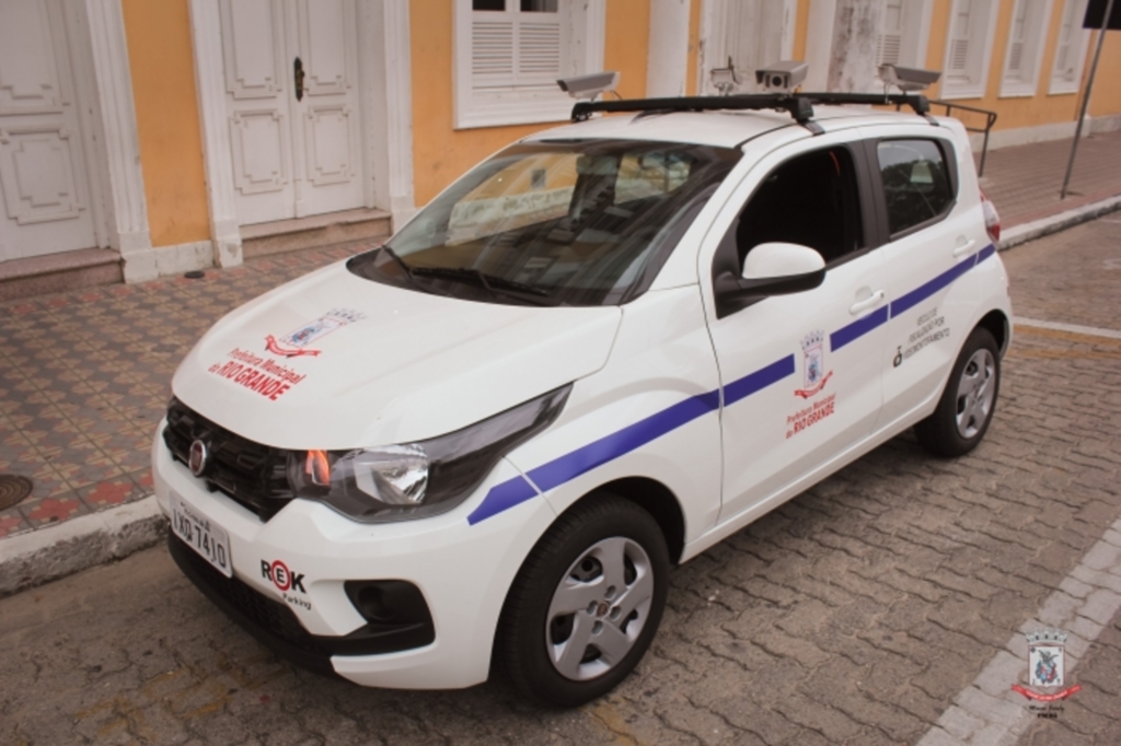 Carro com câmeras vai ajudar na fiscalização da Zona Azul em Santa Maria