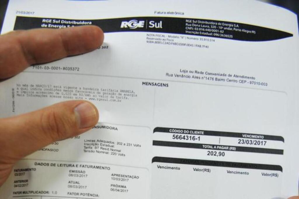 Conta de luz de janeiro não terá cobrança de taxas extras