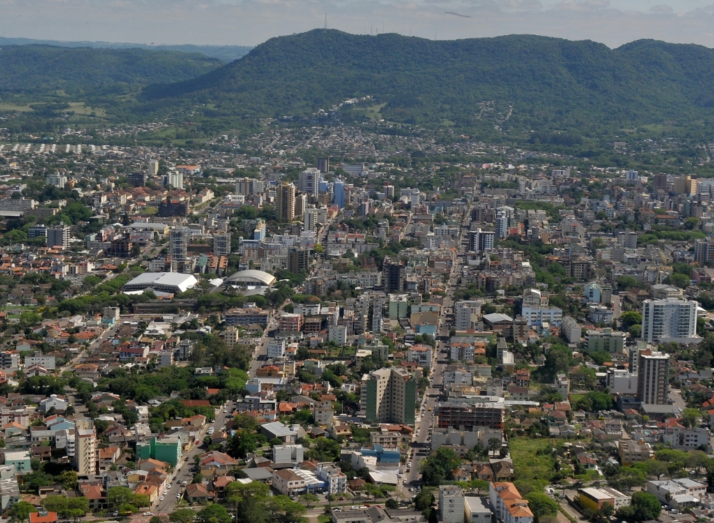 Guias do IPTU enviadas por Correio podem ter erros