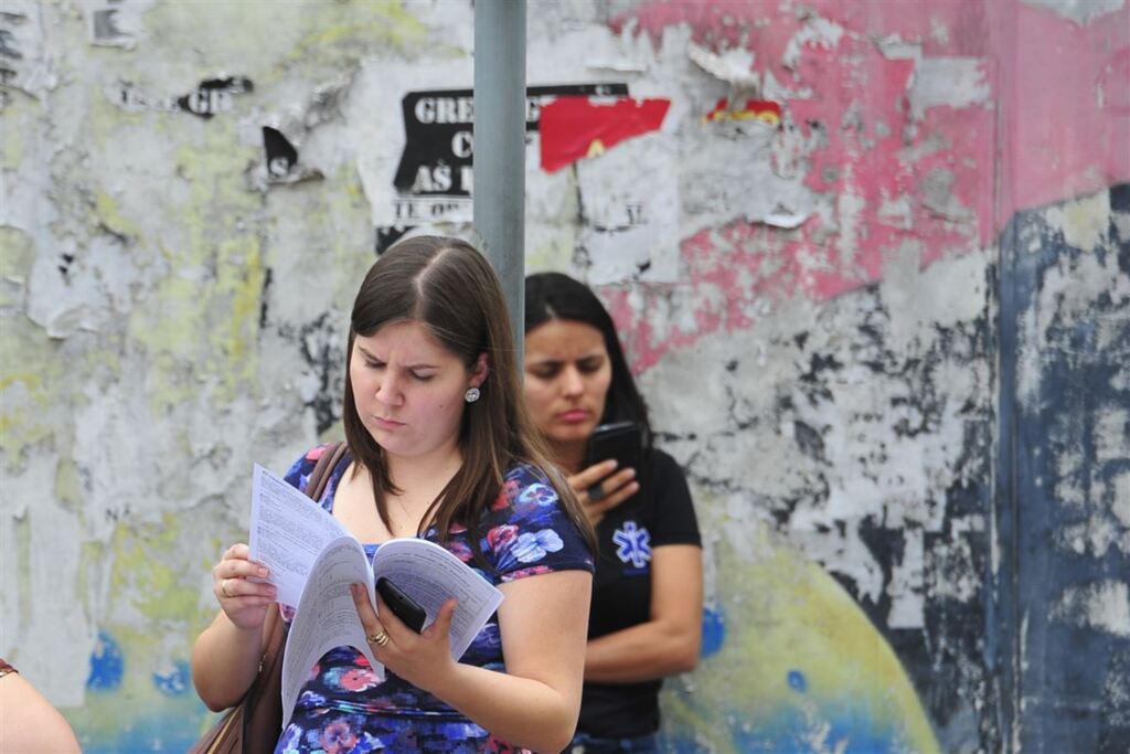 18 concursos estão com inscrições abertas no estado
