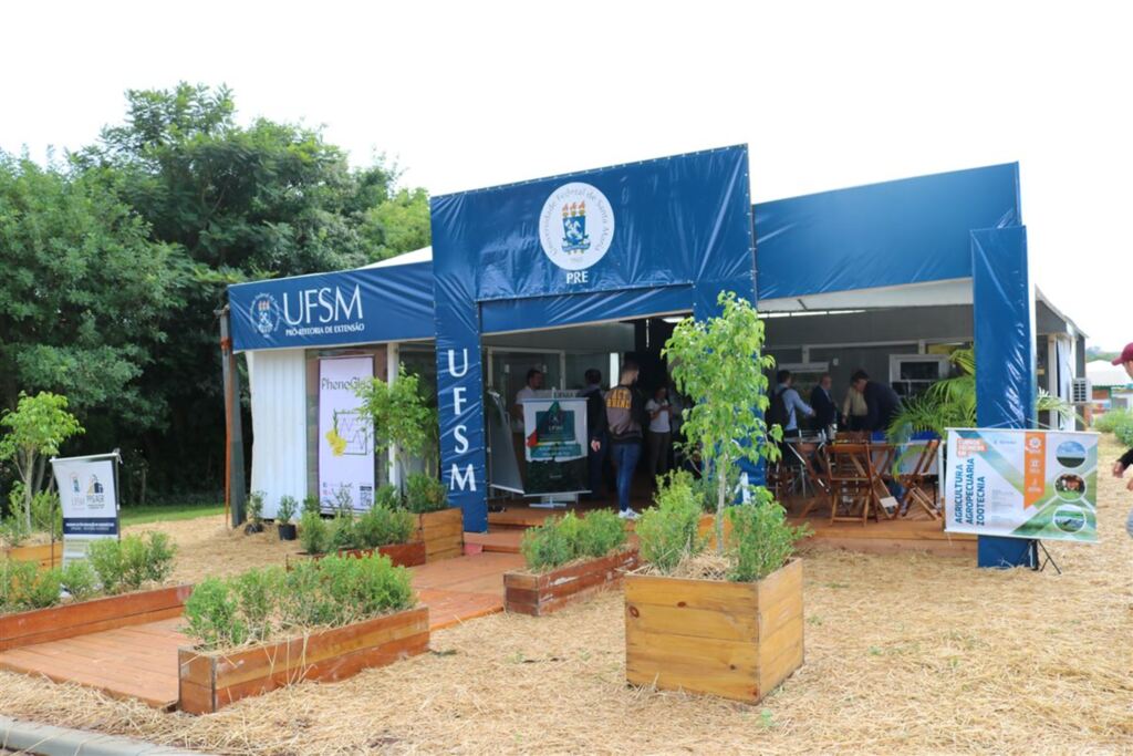 UFSM e empresa avaliam participação na Expodireto