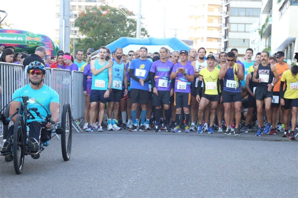 VÍDEO: Etapa Santa Maria da Corrida Unimed reúne 300 competidores