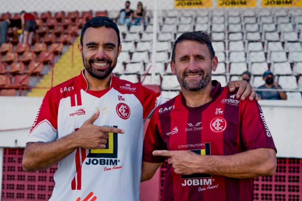 Chiquinho e Vainer se reencontram na Baixada