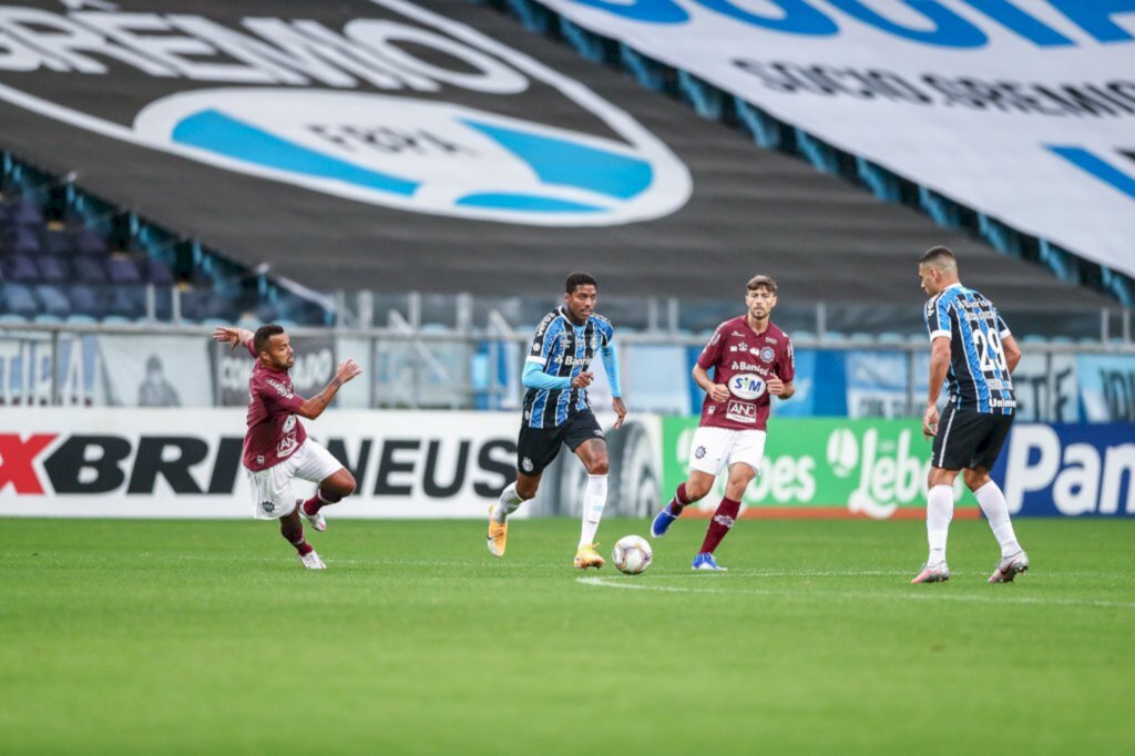 Grêmio perde para o Caxias, mas fica com o título do Gauchão 2020