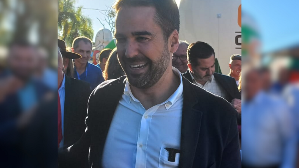 título imagem Governador participa da abertura da 16ª Fecoarti