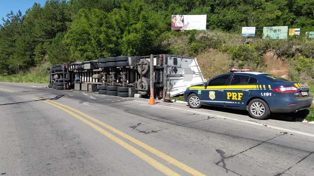 título imagem Casal fica ferido em acidente na BR-287 em Jaguari