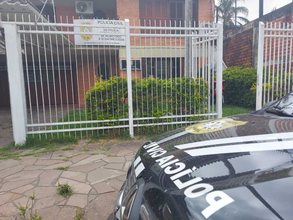 título imagem Cinco pessoas são esfaqueadas durante briga em festa em Santa Maria