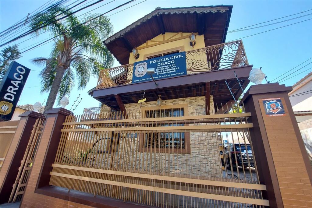 título imagem Polícia investiga quadrilha que exige dinheiro de empresários em Santa Maria