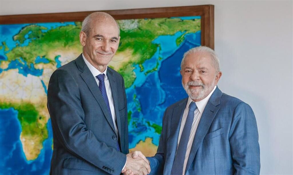Amaro assume GSI e Corrêa é sabatinado para a Abin