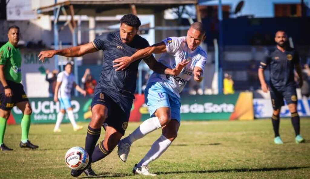 Monsoon vence mais uma e segue 100% na Divisão de Acesso