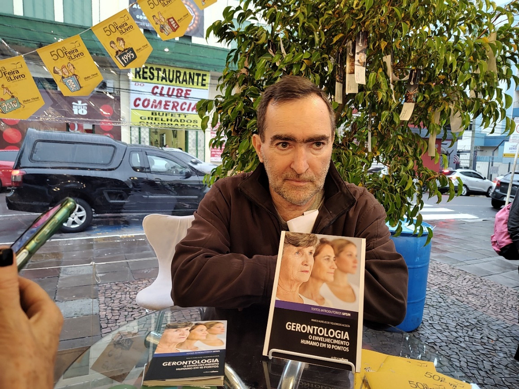 Como foi o lançamento do livro 