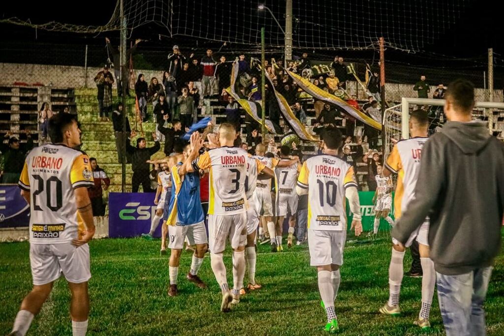 Com gol nos acréscimos, São Gabriel vence o Bagé e ultrapassa Inter-SM na Divisão de Acesso