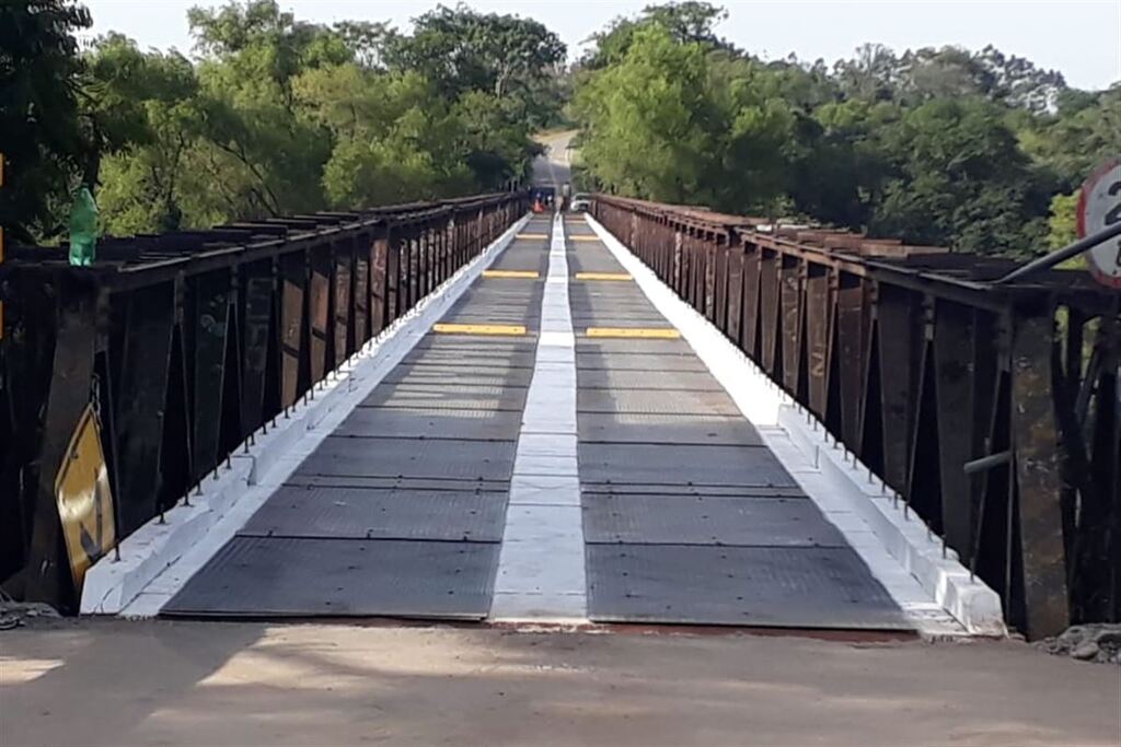 Trânsito será interditado na segunda e terça-feira na Ponte das Tunas, em Restinga Sêca Trânsito será interditado na segunda e terça-feira na Ponte das Tunas, em Restinga Sêca