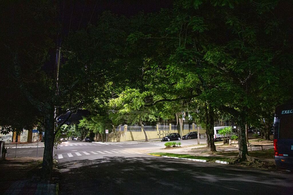 título imagem Moradores avaliam resultado de revitalização da iluminação pública em Santa Maria