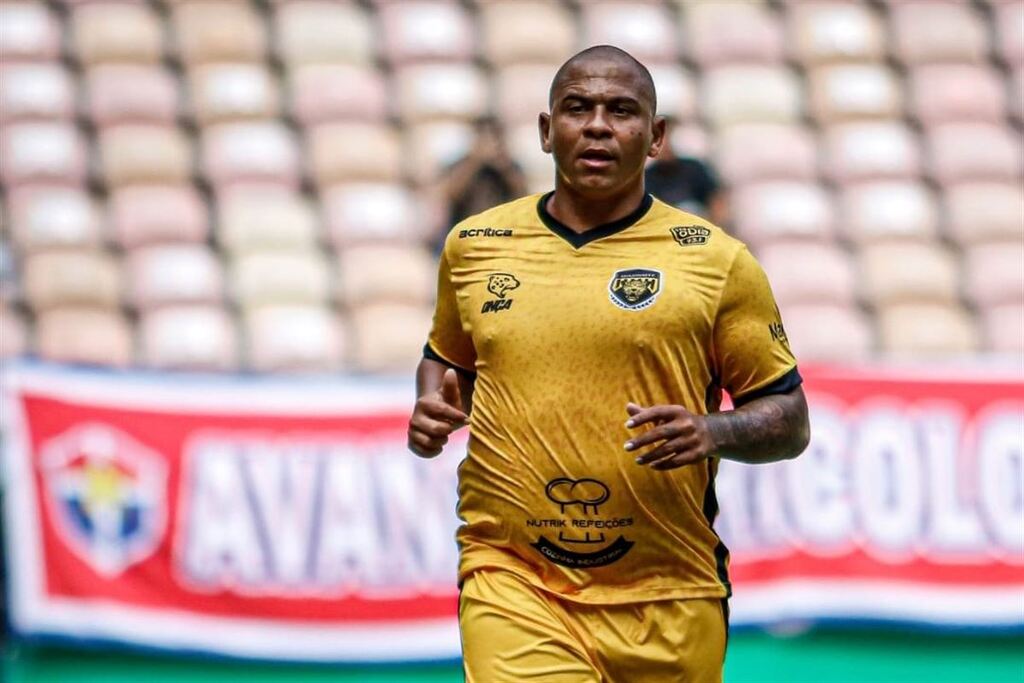 Rival do Inter-SM na Divisão de Acesso anuncia conhecido atacante do futebol nacional