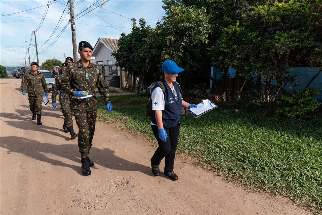 título imagem Novas ações de combate à dengue ocorrem no Bairro Nova Santa Marta nesta terça-feira