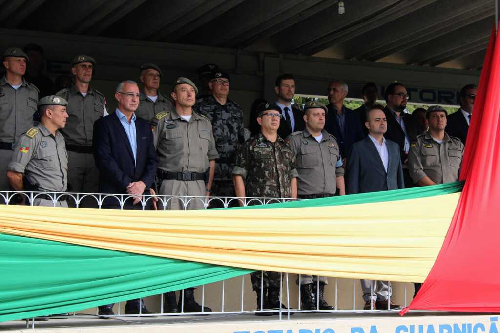 título imagem Escola de Formação e Aperfeiçoamento de Sargentos da Brigada Militar comemora 53 anos