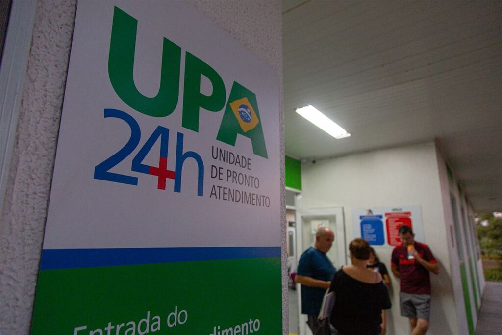 título imagem Sobrecarga do sistema de saúde causa demora nos atendimentos da UPA 24h