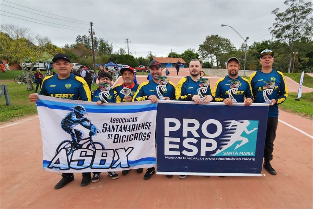 Atletas da Associação Santamariense de Bicicross trazem
bons resultados de etapa do Campeonato Gaúcho