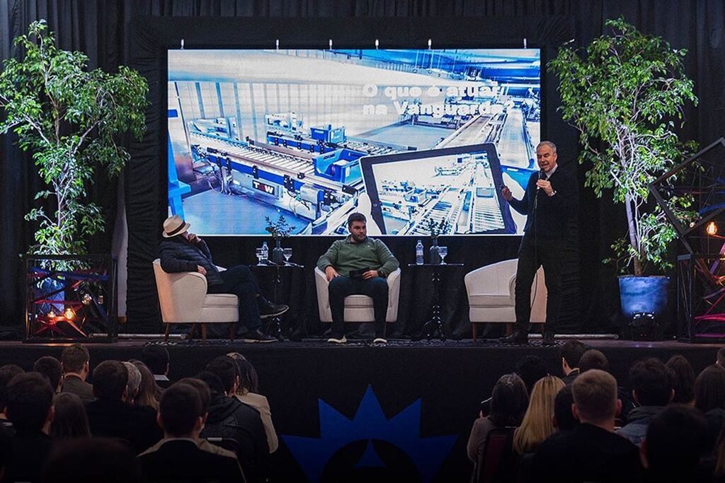 Evento em Santa Maria debate o futuro do mercado profissional e dos negócios