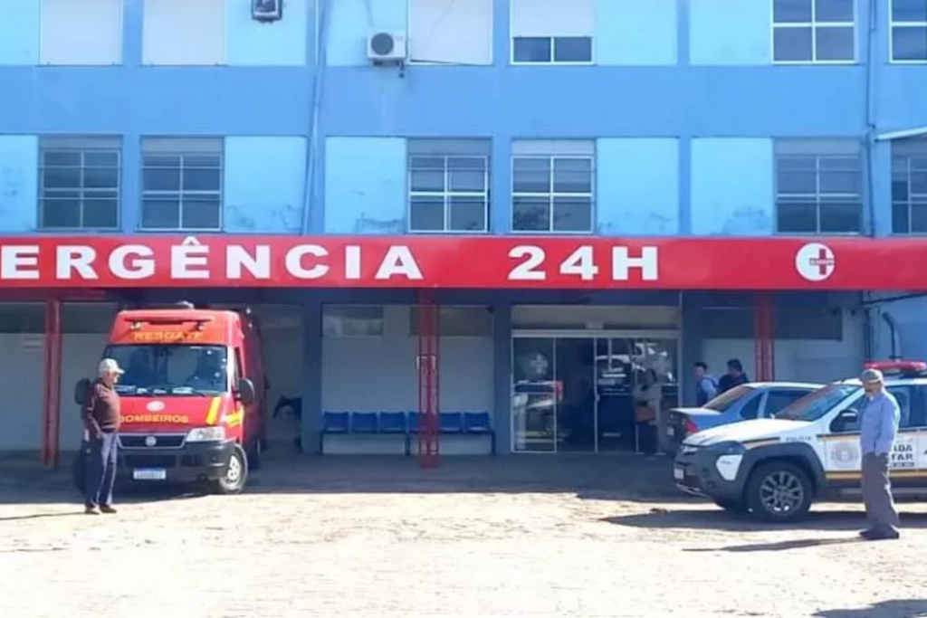 Após ser avistado atrapalhando o trânsito, jovem em surto agride policiais e é detido em São Pedro do Sul