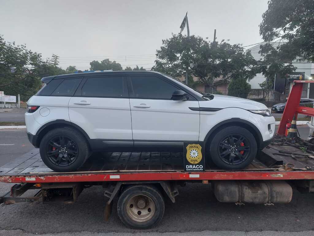 Polícia Civil apreende mais de meio milhão em drogas e veículos de grupo criminoso