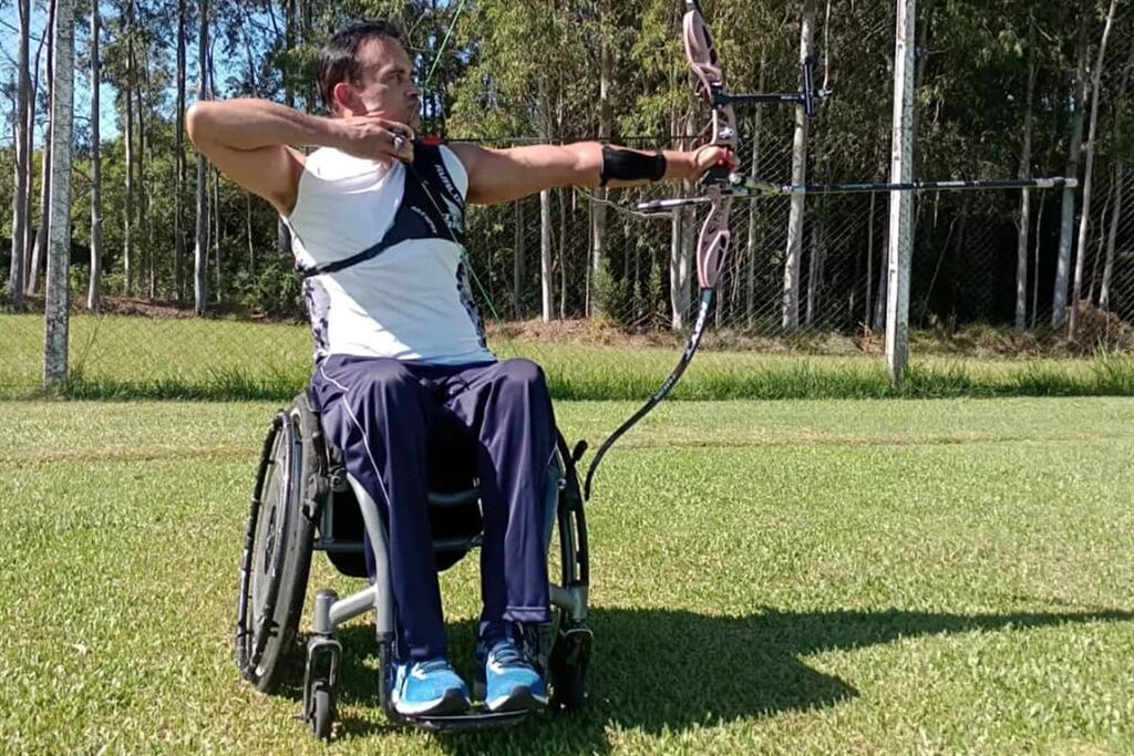 Paratleta Denilson Souza participa de competição em Taquara neste sábado