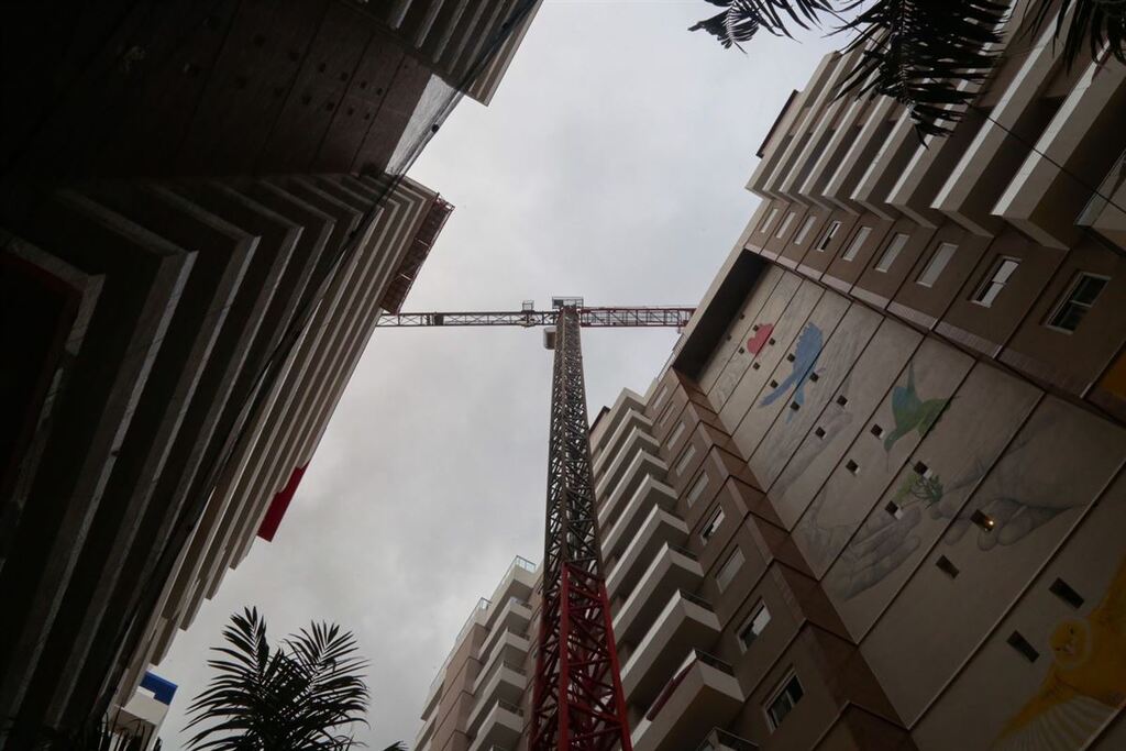 Instalação de passarela exigirá bloqueios no trânsito do centro de Santa Maria