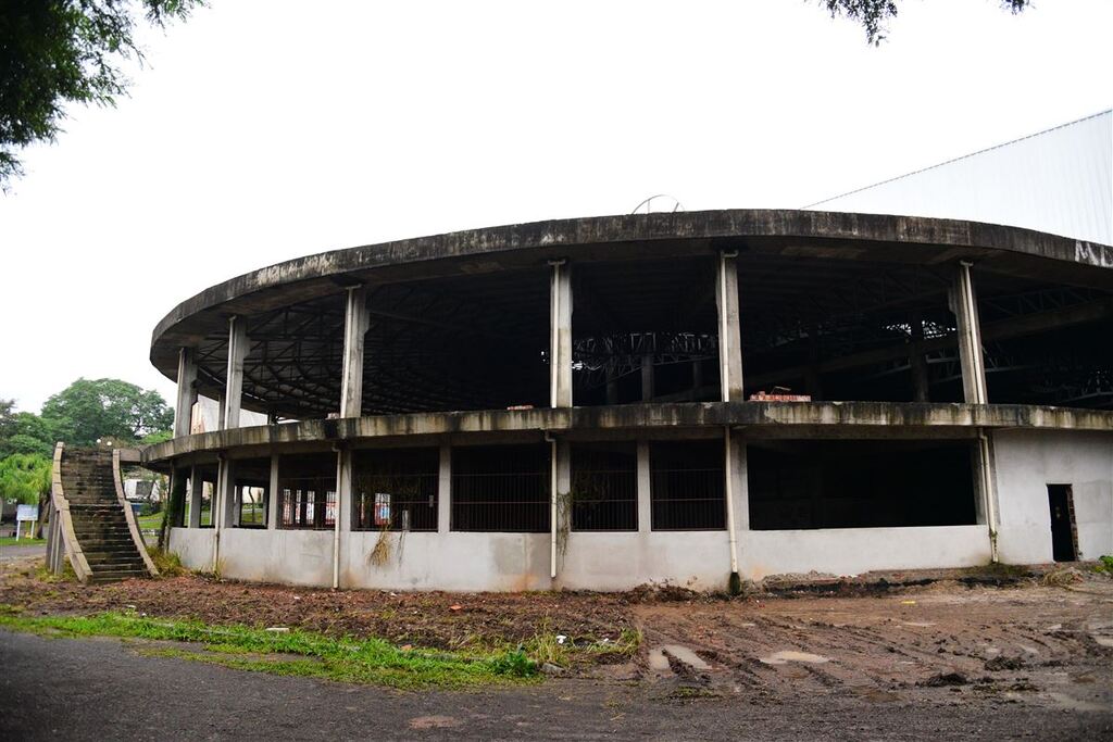 Licitação para conclusão da 4ª etapa da obra do Centro de Eventos é lançada