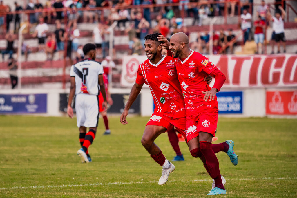 Com bom público na Baixada, Inter-SM vence o Guarani-VA na estreia da Divisão de Acesso