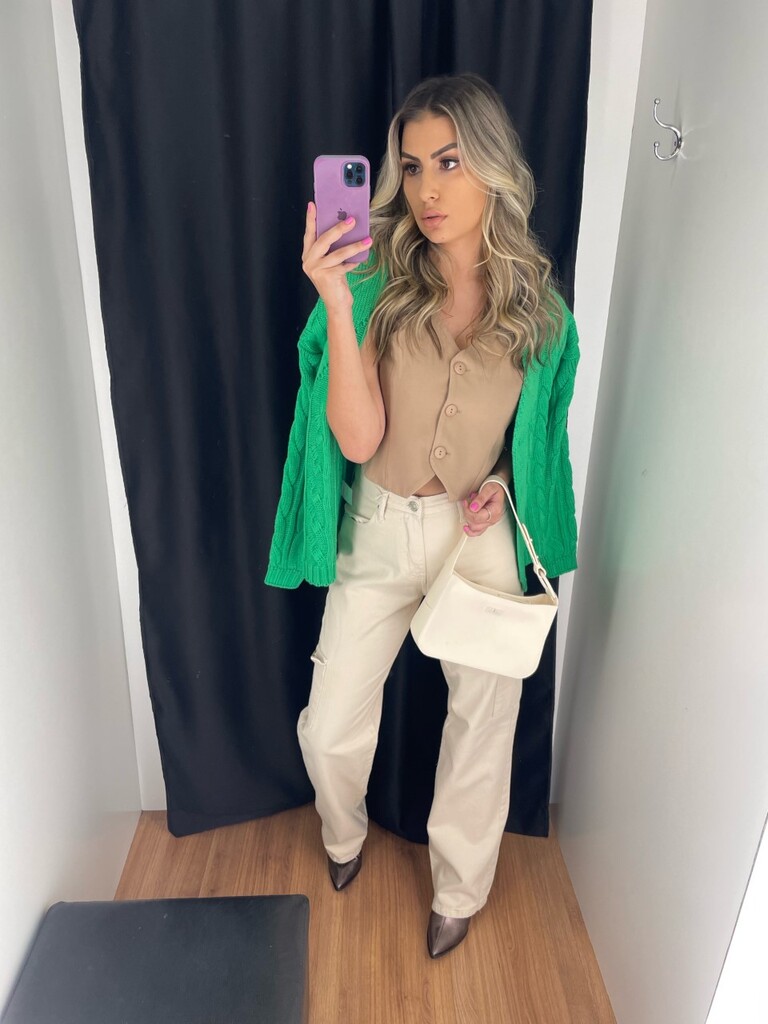 Tendência: batalha de looks, dica da Netflix e corte de cabelo borboleta na coluna de Camila Cunha