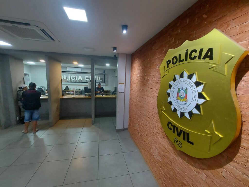 Dois dias após filho ser baleado, mãe é executada com quatro tiros em Santa Maria