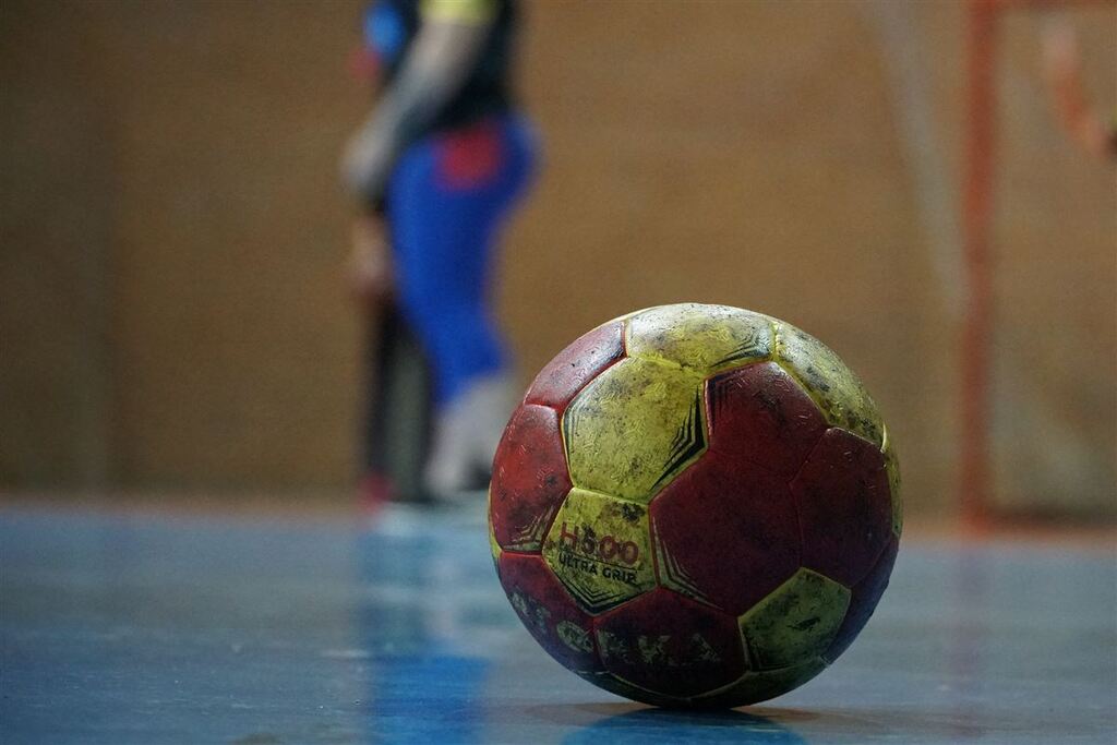 título imagem 1º etapa do Campeonato Estadual Escolar de Handebol Mirim Feminino ocorre neste final de semana