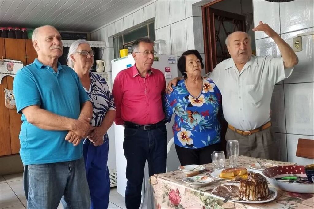 O almoço de Valdeci Oliveira com José Farret e a possível dobradinha nas eleições de 2024