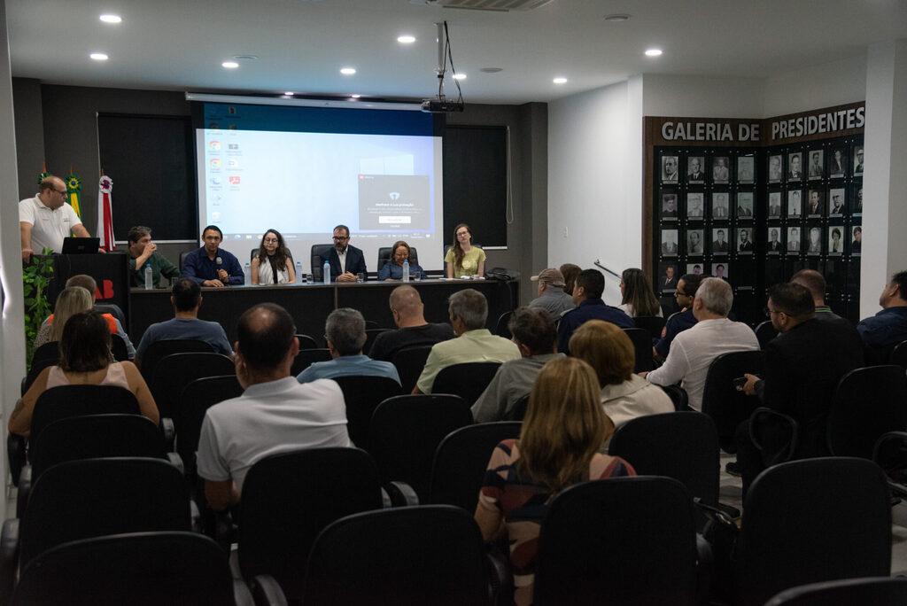 Foto: Eduardo Ramos (Diário) - Encontro foi realizado no auditório da OAB de Santa Maria