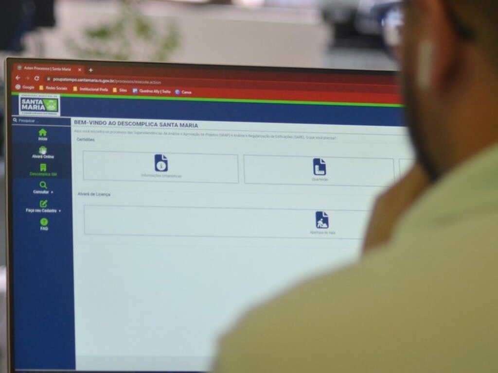 Para agilizar processos, prefeitura lança plataforma Descomplica SM nesta terça