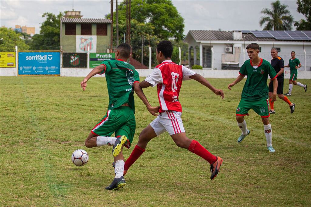 Equipes de base do Riograndense vencem amistosos contra time uruguaio
