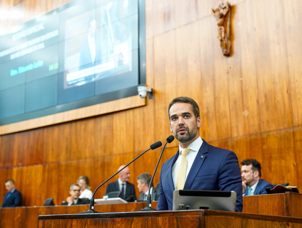 Em discurso na Assembleia, Leite fala sobre perda de receita pelas mudanças do ICMS em 2022