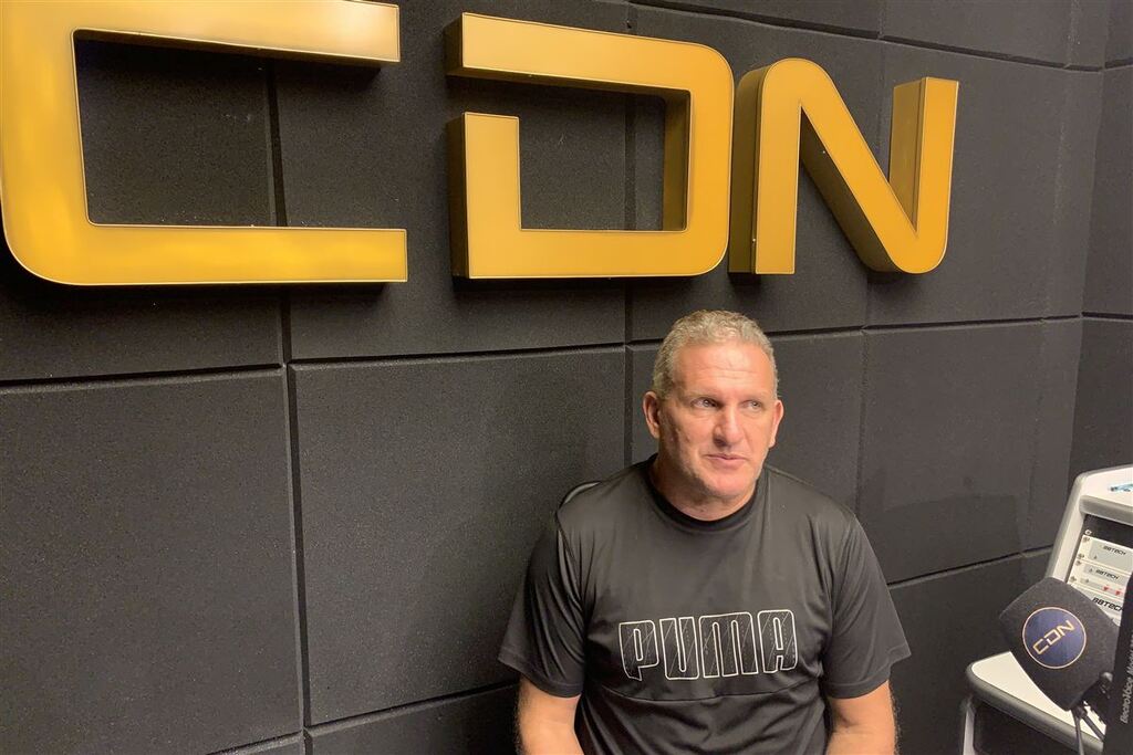 ‘Não vamos sair do zero, temos uma base’, diz Ben-Hur Pereira, novo técnico do Inter-SM