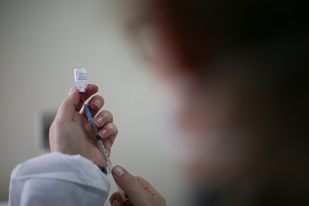 Ministério da Saúde anuncia cronograma de aplicação de vacinas bivalentes contra a Covid-19