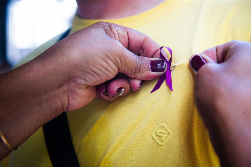 Exposição fotográfica na Praça Saldanha Marinho retrata a luta diária de pessoas trans